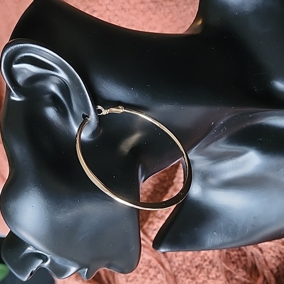 Jewelry - Golden hoop earrings